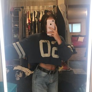 VINTAGE AE SWEATER
